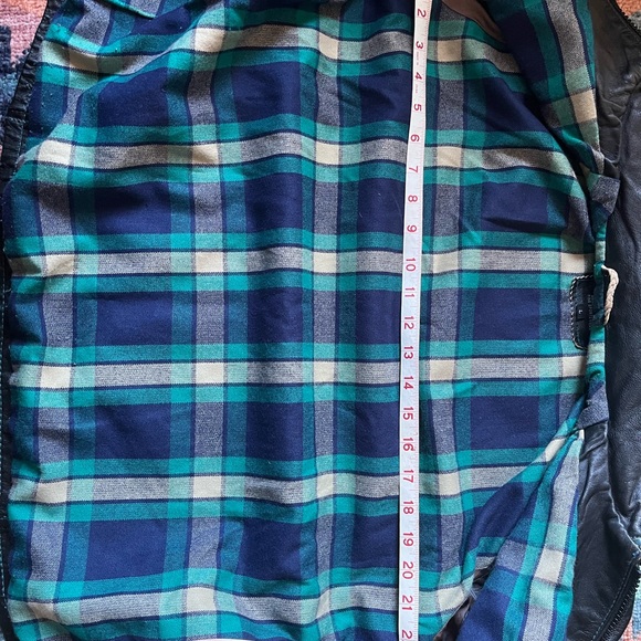 Vintage black leather Schott rocker jacket with teal threading / leather detail - Picture 12 of 13